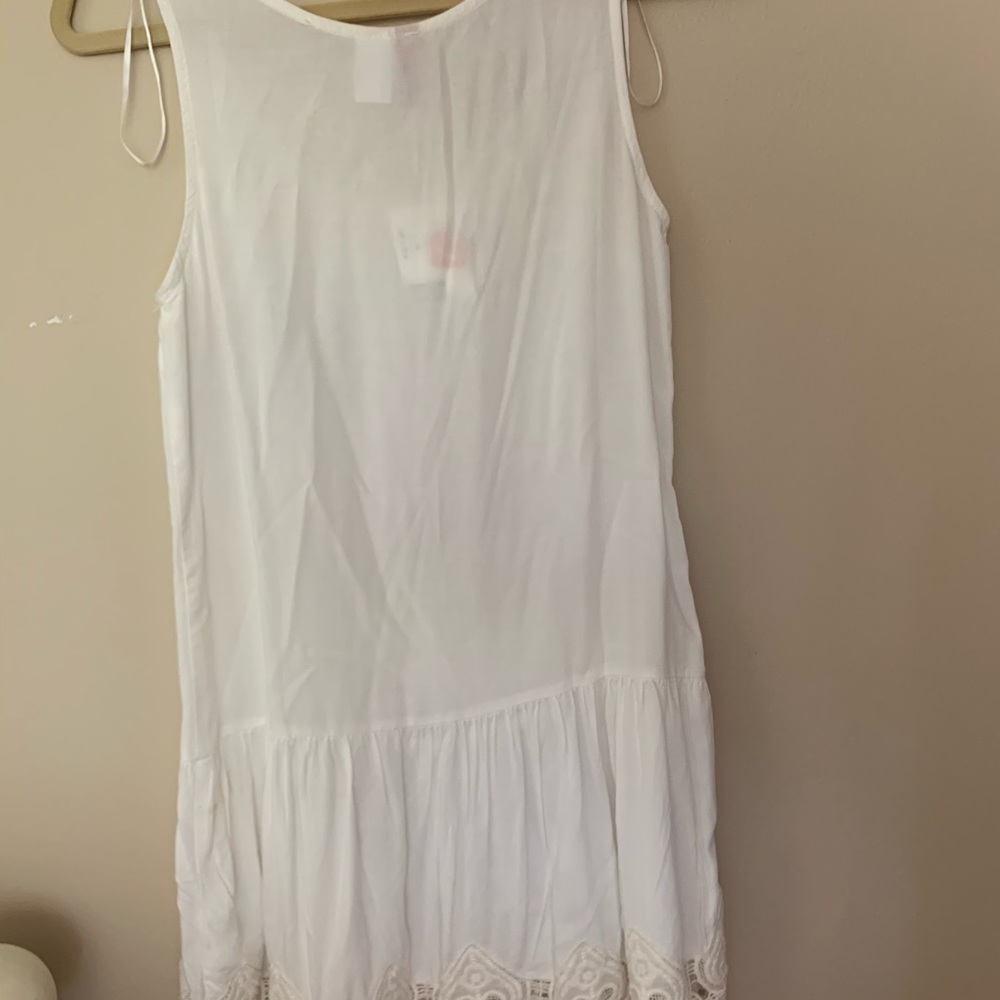 New shirt white dress with crochet lace bottom 2